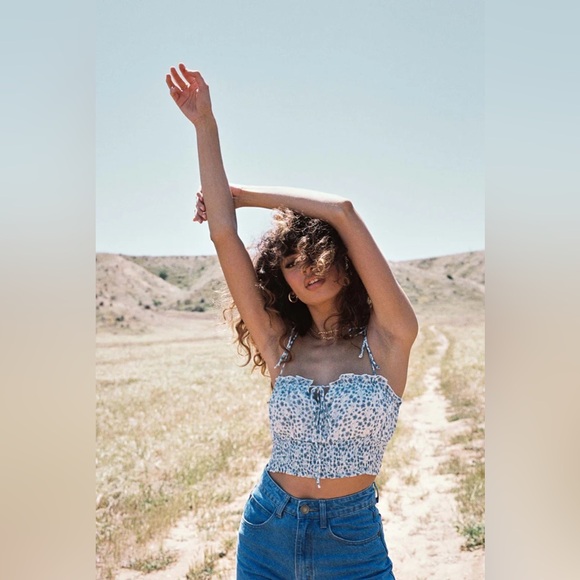 Benita Top - Picture 5 of 10